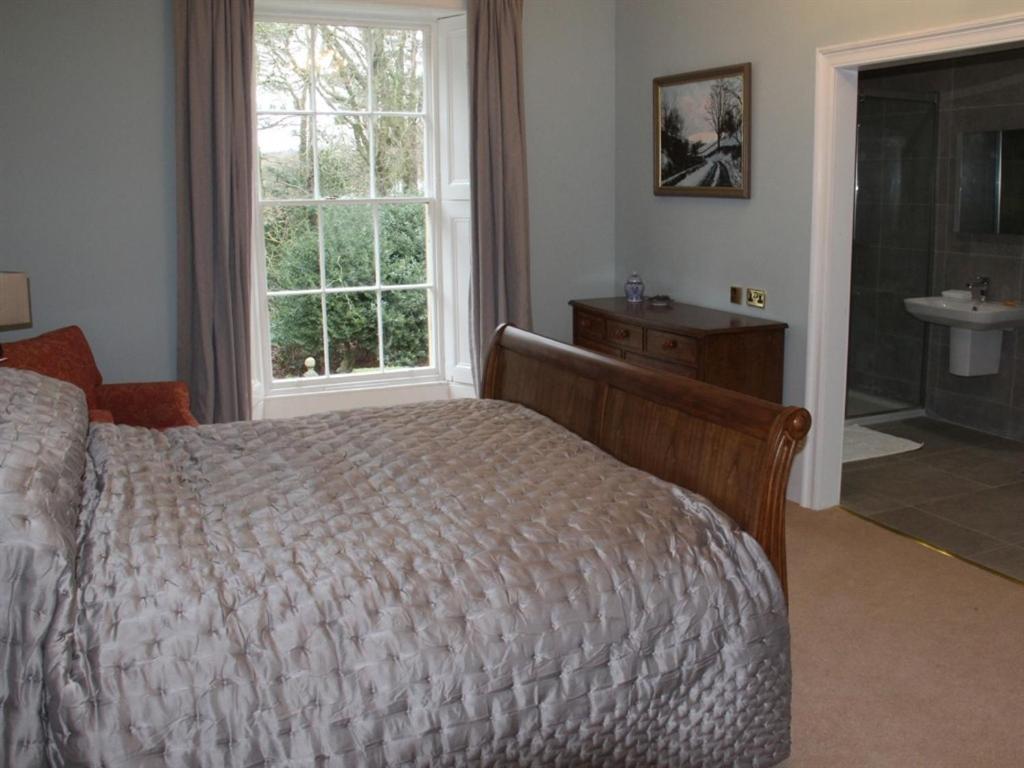 Burnhopeside Hall Bed & Breakfast